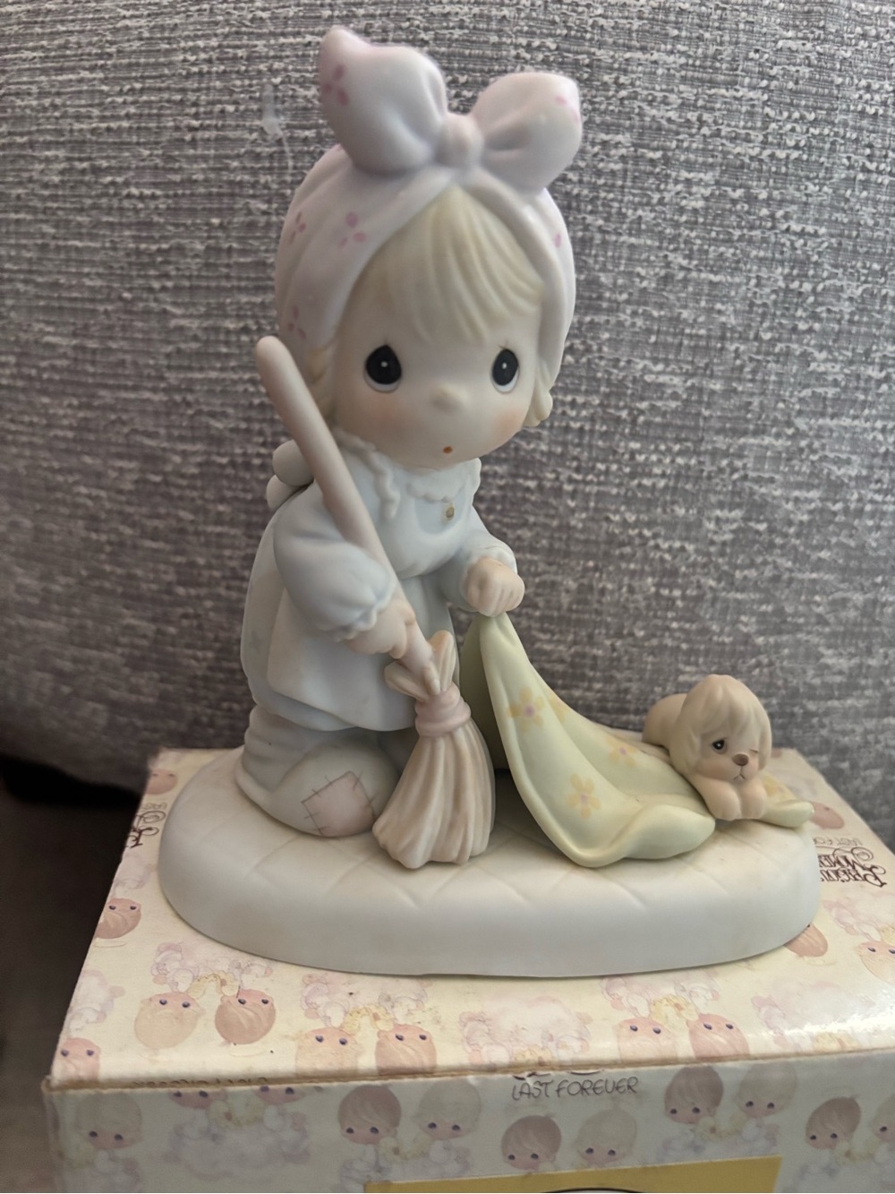 Precious Moments Porcelain Collection BUNDLE . In their individual box. - Picture 4 of 9